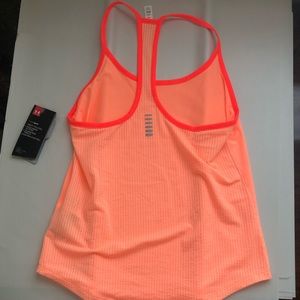 Under Armour peach tank top